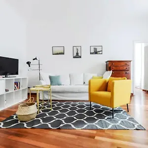 pagano-cenacolo-bright-apartment.italymilanhotels.net/